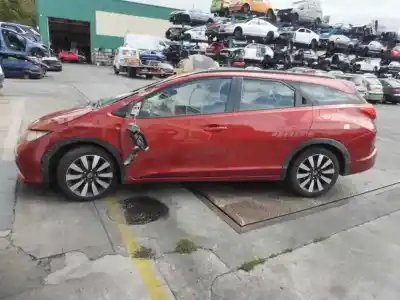 Veicolo di demolizione honda civic tourer (fk) sport dell'anno 2013 alimentato n16a1