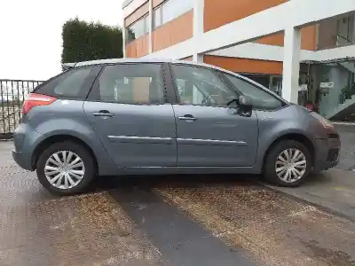 Здавання транспортного засобу CITROEN C4 PICASSO Business Class року 2010 потужний 9HZDV6TED4