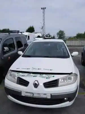 Здавання транспортного засобу RENAULT MEGANE II CLASSIC BERLINA Expression року 2006 потужний F9Q E8