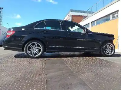 Утилизация автомобиля MERCEDES-BENZ CLASE C (W204) BERLINA C 350 CDI (204.022) года 2007 питание OM642960