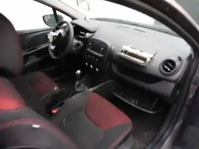 Sloopvoertuig renault clio iv authentique van het jaar 2014 aangedreven d4f d7