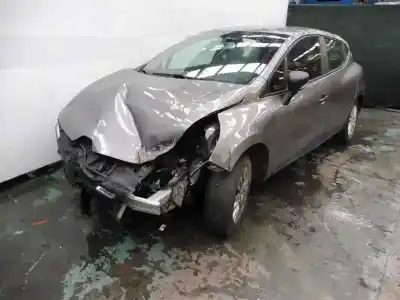 Sloopvoertuig renault clio iv authentique van het jaar 2014 aangedreven d4f d7