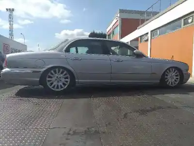 Scrapping Vehicle JAGUAR XJ (X350, X358) 4.2 of the year 2003 powered GSB