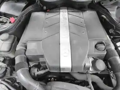 Verschrottungsfahrzeug mercedes-benz clase clk (w209) coupe 320 (209.365) des jahres 2002 angetrieben m112955