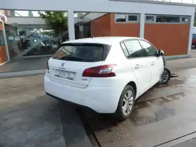 Veículo de Sucata peugeot 308 active do ano 2015 alimentado bh01