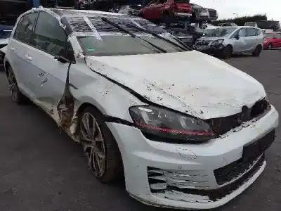 Sloopvoertuig volkswagen golf vii lim. gti ´´performance´´ bluemotion van het jaar 2020 aangedreven chha