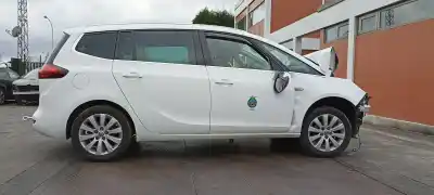 Vehículo de desguace OPEL ZAFIRA (C) Excellence Start/Stop del año 2017 con motor B16DTH OPT LV/L