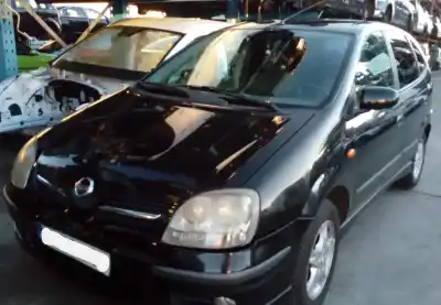 Veículo de Sucata NISSAN ALMERA TINO (V10M) Acenta do ano 2005 alimentado YD22DDT
