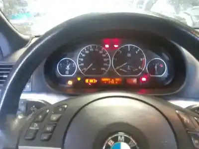 Veículo de Sucata bmw serie 3 berlina (e46) 320d do ano 2004 alimentado 204d4