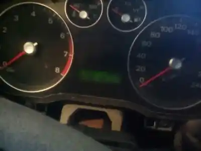 Scrapping Vehicle ford focus berlina (cap) ghia of the year 2005 powered hwda