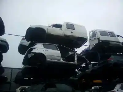 Veicolo di demolizione PEUGEOT 307 (S1) XT dell'anno 2002 alimentato NFUTU5JP4