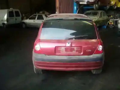 Scrapping Vehicle renault clio ii fase i (b/cbo) 1.4 16v tech-run 98 cv / 72 kw of the year 2001 powered k4j712