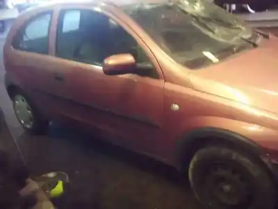 Здавання транспортного засобу opel corsa c club року 2000 потужний z12xe