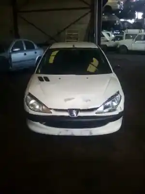 Hurda Aracı PEUGEOT                                            206 BERLINA                                                                                                                                                                                                                                                X-Line                                                                                                                                                                                                                                                     Yılın 2002 güçlü WJY
