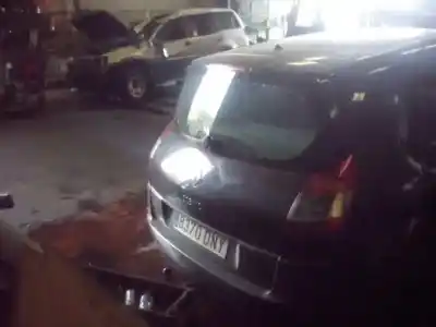 Veículo de Sucata renault scenic ii confort expression do ano 2005 alimentado k9k732