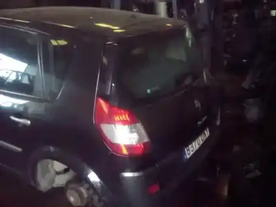 Veículo de Sucata renault scenic ii confort expression do ano 2005 alimentado k9k732