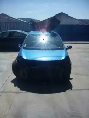 Veículo de Sucata RENAULT CLIO III Confort Dynamique do ano 2006 alimentado K9K768