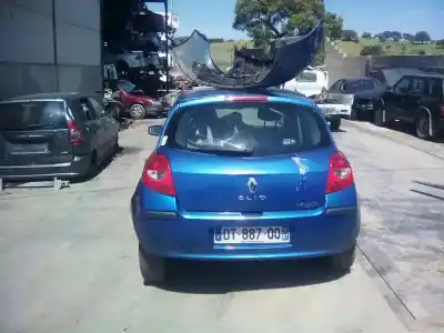 Veículo de Sucata renault clio iii confort dynamique do ano 2006 alimentado k9k768