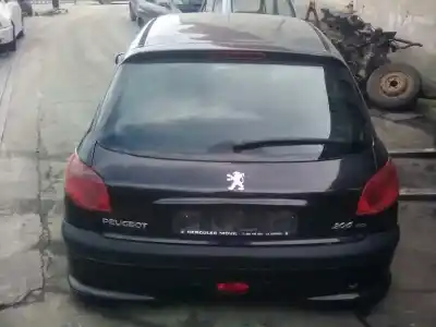 Veículo de Sucata peugeot 206 berlina e-music do ano 2004 alimentado 8hx