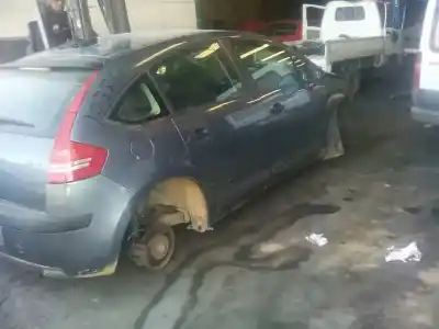 Veículo de Sucata citroen c4 berlina collection do ano 2007 alimentado 9hxdv6ated4