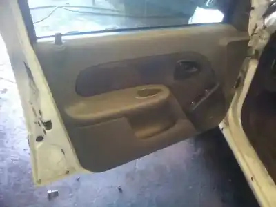 Здавання транспортного засобу renault clio ii fase i (b/cbo) 1.9 d alize року 2001 потужний f8q662