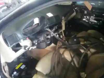 Veículo de Sucata bmw serie 3 berlina (e46) 320d do ano 2003 alimentado 204d4