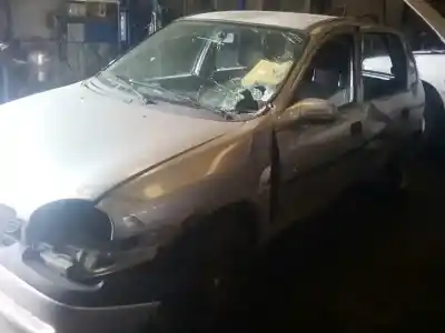 Veicolo di demolizione opel corsa b edition 2000 dell'anno 1998 alimentato x12xe