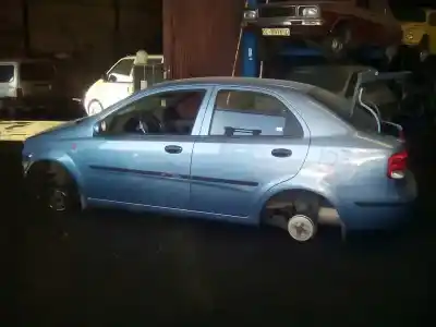 Veículo de Sucata daewoo kalos 1.4 se do ano 2002 alimentado f14s3