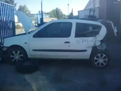 Здавання транспортного засобу renault clio ii fase i (b/cbo) 1.9 d alize року 1999 потужний f8q662