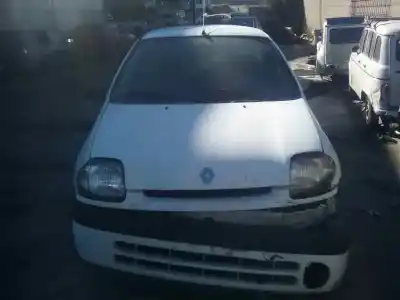 Здавання транспортного засобу renault clio ii fase i (b/cbo) 1.9 d alize року 1999 потужний f8q662