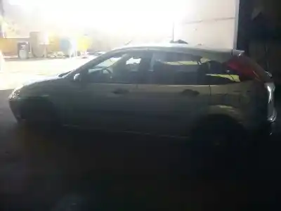 Veículo de Sucata ford focus berlina (cak) ambiente do ano 2004 alimentado fyda