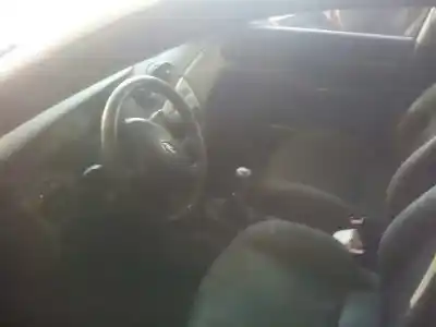 Veículo de Sucata ford focus berlina (cak) ambiente do ano 2004 alimentado fyda