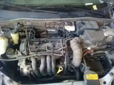 Veículo de Sucata ford focus berlina (cak) ambiente do ano 2004 alimentado fyda