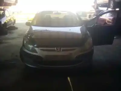 Veicolo di demolizione PEUGEOT 307 (S1) 1.6 16V CAT dell'anno 2002 alimentato NFUTU5JP4