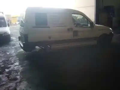 Veicolo di demolizione citroen berlingo 2.0 hdi 600 furg. dell'anno 2004 alimentato rhy
