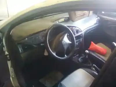 Veículo de Sucata citroen c5 berlina 2.0 hdi magic do ano 2004 alimentado rhz(dw10ated)