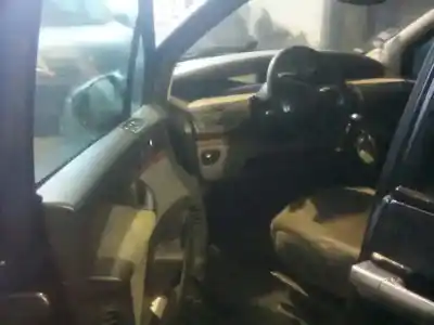 Veículo de Sucata citroen c8 2.2 hdi fap cat (4hw) do ano 2002 alimentado 4hwdw12ted4