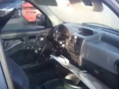 Veículo de Sucata citroen berlingo 2.0 hdi 600 furg. do ano 2005 alimentado rhy