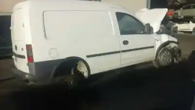 Veicolo di demolizione opel combo familiar dell'anno 2006 alimentato z13dt