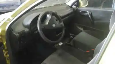 Veicolo di demolizione opel corsa b edition 2000 dell'anno 1996 alimentato x12xe