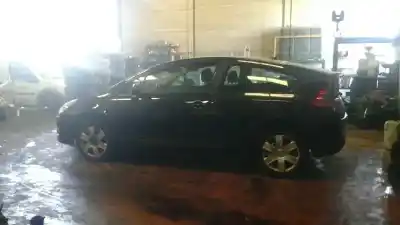 Scrapping Vehicle citroen c4 coupe collection of the year 2005 powered 9hydv6ted4