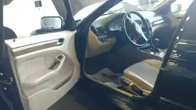 Veículo de Sucata bmw serie 3 berlina (e46) 2.0 16v diesel cat do ano 2001 alimentado m47204d1