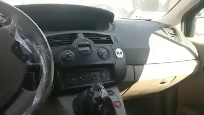 Veículo de Sucata renault scenic ii authentique do ano 2005 alimentado f9q812