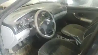 Veicolo di demolizione peugeot 406 berlina (s1/s2) sldt dell'anno 1997 alimentato dhx