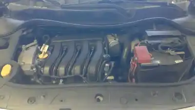 Veículo de Sucata renault megane ii berlina 5p authentique do ano 2005 alimentado k4m812