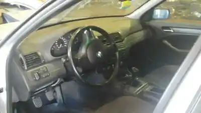 Veículo de Sucata bmw serie 3 berlina (e46) 2.0 16v diesel cat do ano 2001 alimentado 204d1