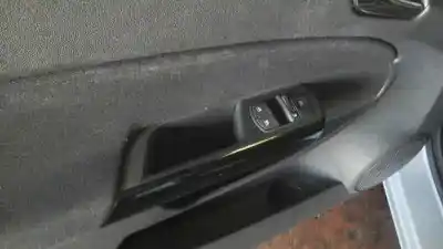 Veículo de Sucata opel corsa d ´´111 years´´ do ano 2008 alimentado z13dtj