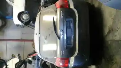 Veículo de Sucata toyota corolla (e12) 2.0 d-4d linea luna berlina do ano 2003 alimentado 1cdftv