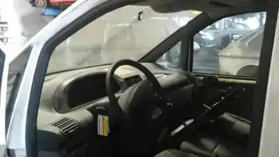 Здавання транспортного засобу citroen jumpy 2.0 hdi furg. (774kg) року 2004 потужний rhx