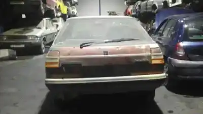 Здавання транспортного засобу renault 11 renault 11 gtl 1.4 року 1985 потужний c2j